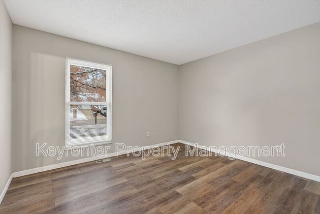 Building Photo - 12117 Castilon Ave