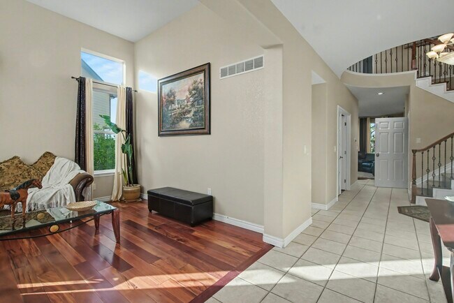 Building Photo - 4953 Huntwick Pl