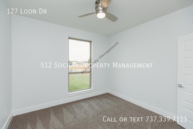 Building Photo - 127 Loon Dr
