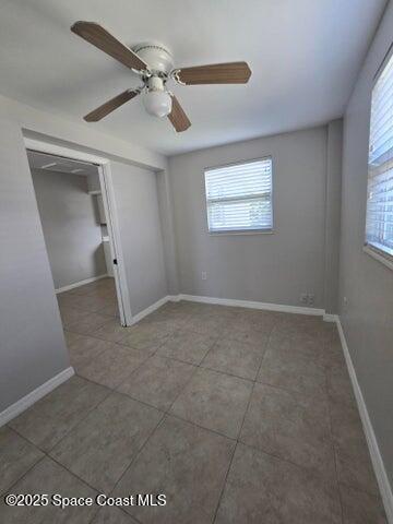 Building Photo - 2417 Delaware Dr
