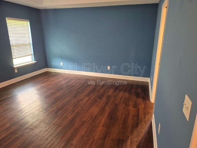 Building Photo - 53671 Carrington Dr