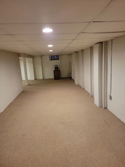 Building Photo - 8217 Leisure Ln