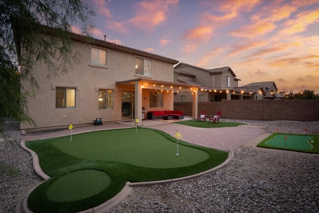 Building Photo - 8566 W Cinnabar Ave