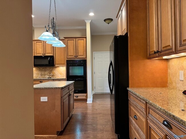 Building Photo - 2275 Towne Park Dr SW