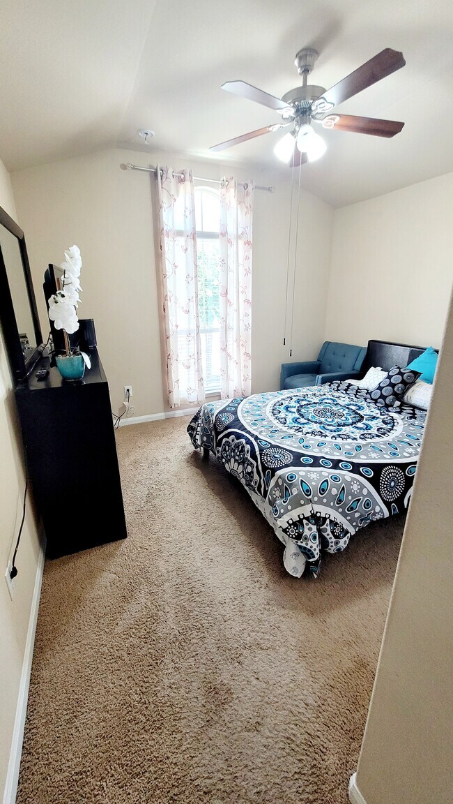 Building Photo - 1967 Mexia Dr