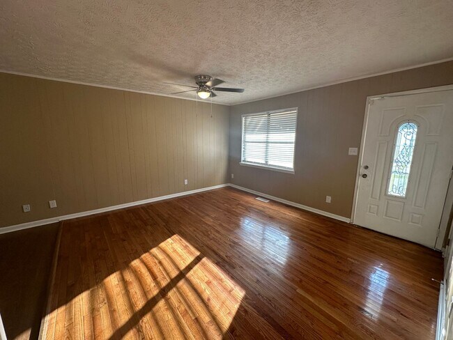 Building Photo - 419 Permita Ct