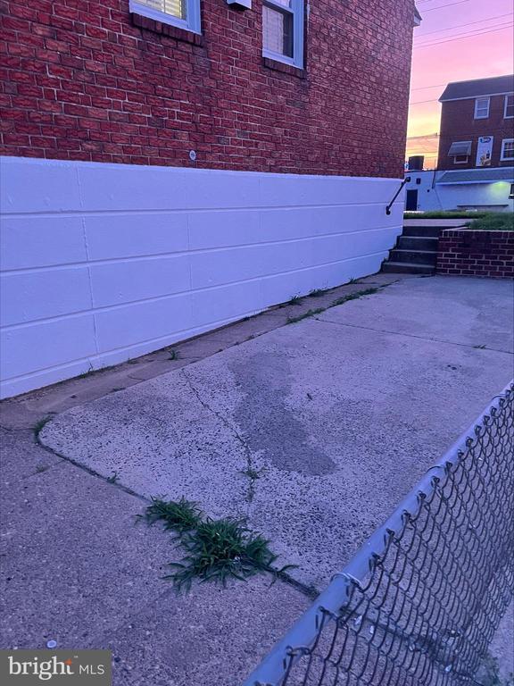 Building Photo - 7151 Brous Ave