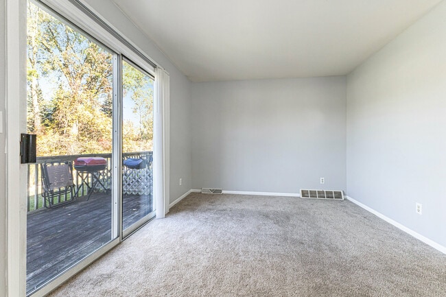 Building Photo - 960 Cedar Run Ct NW