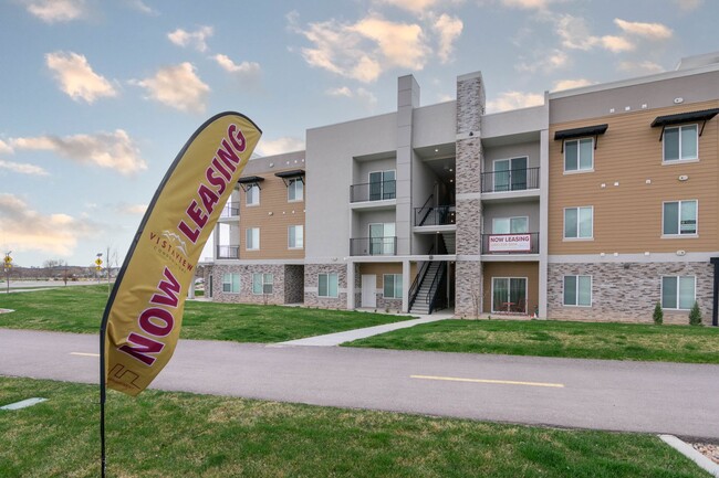 Building Photo - Charming Bedford Condo in Vista View: Incl...