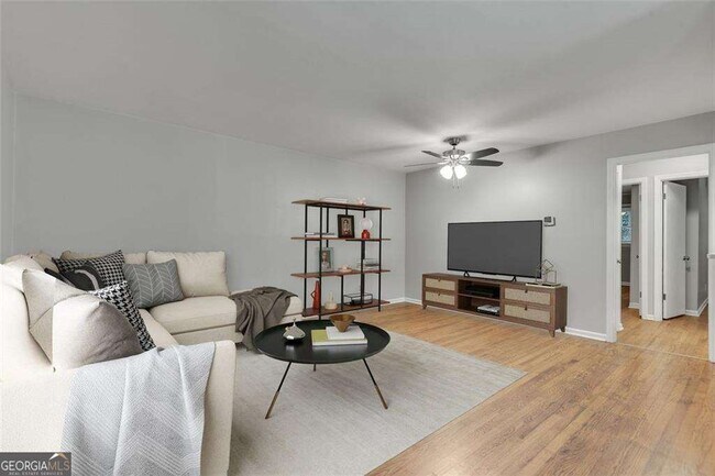 Building Photo - 799 Marstevan Dr NE