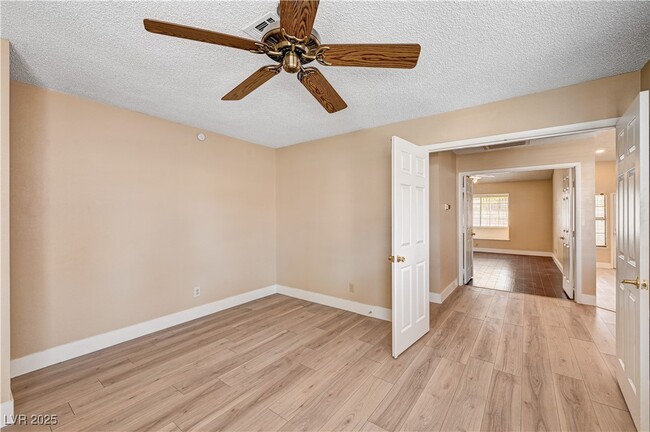 Building Photo - 618 Cervantes Dr
