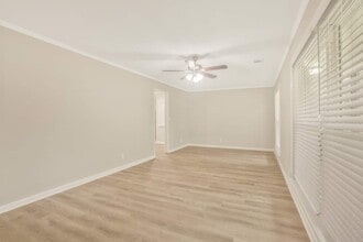 Building Photo - 1706 Laurens Dr SW