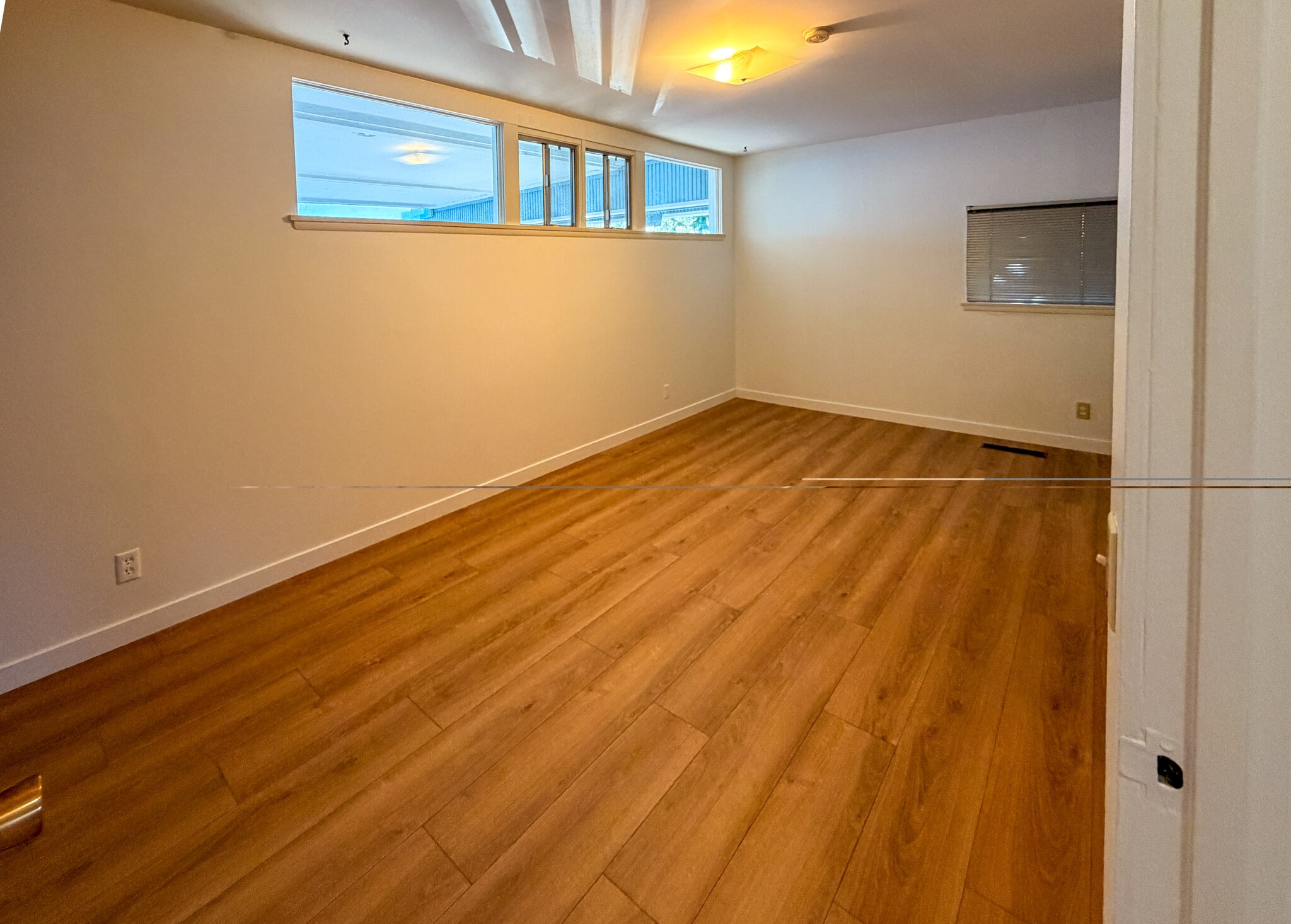 Building Photo - 5516 Ethel Ave