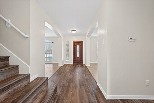 Building Photo - 3810 Timber Rail Dr