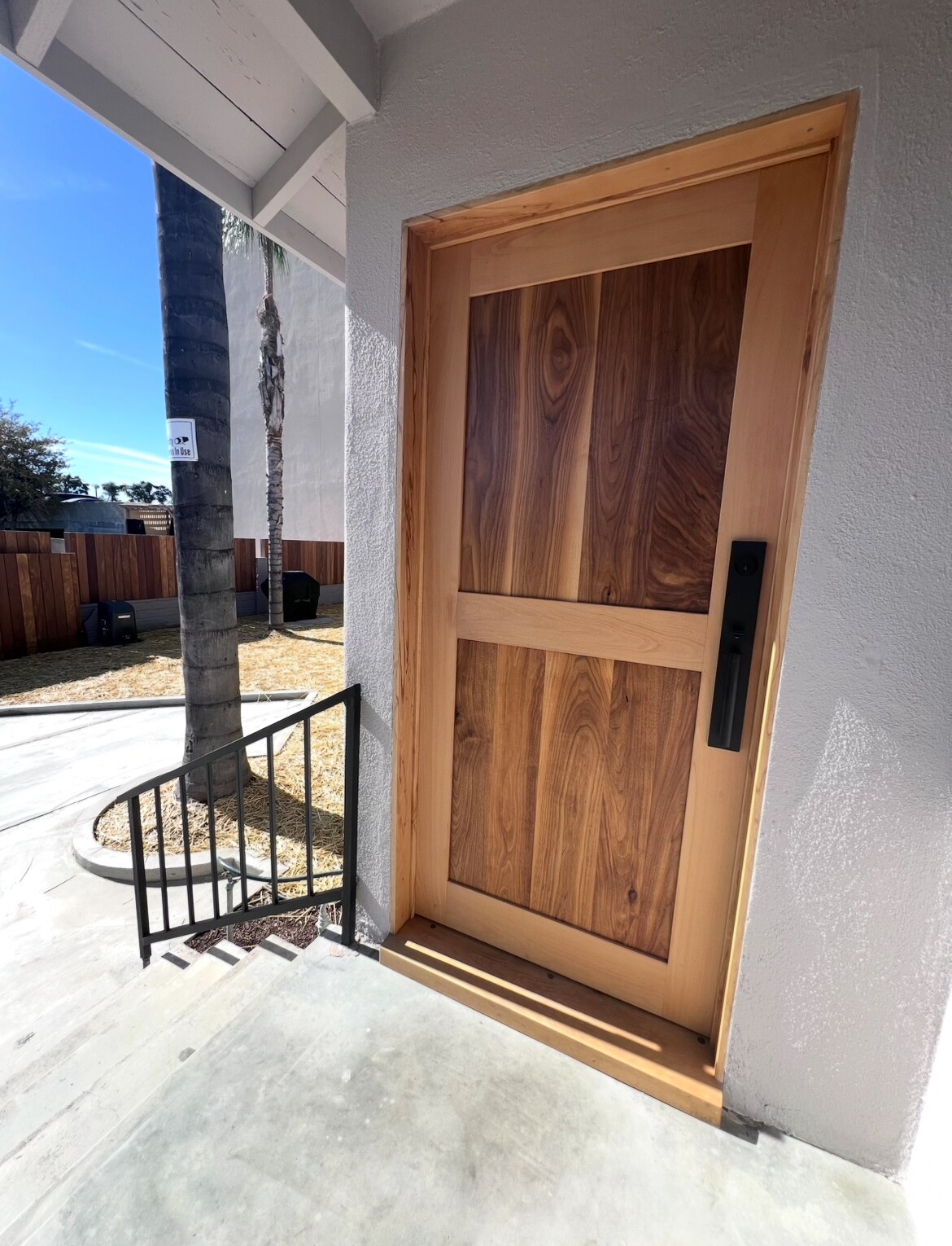 Building Photo - 3547 E Green St