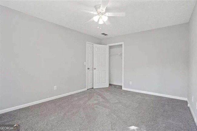 Building Photo - 5232 Ridge Forest Dr