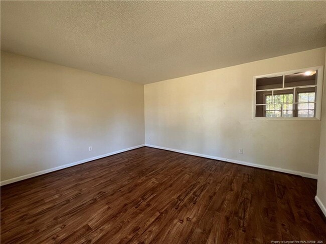 Building Photo - 236 Ramona Dr