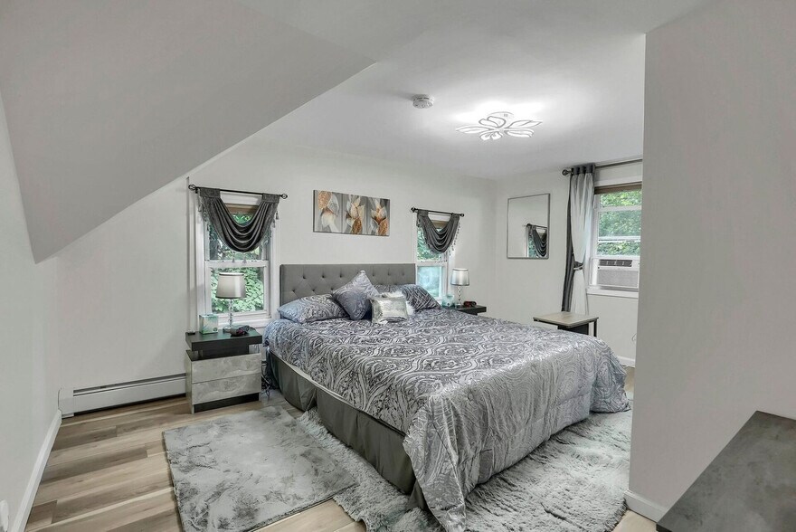 Building Photo - 763 Rte 9W