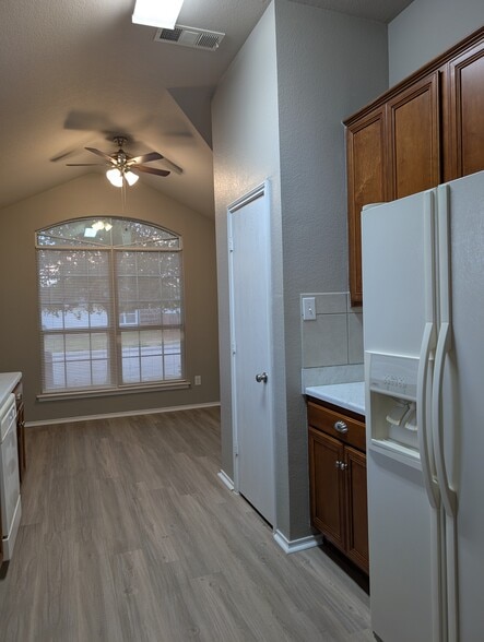 Kitchen and Dining - 525 Oxford Loop