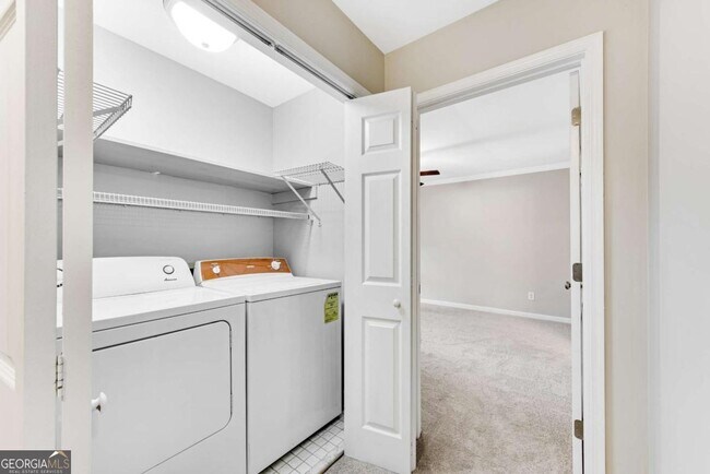 Building Photo - 1420 Old Virginia Ct SE