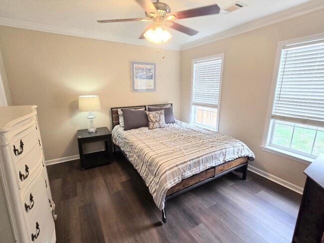 Building Photo - 7112 Belize Dr