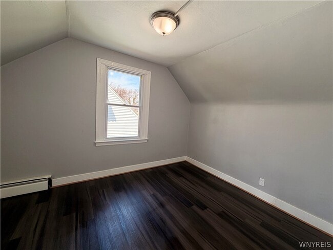 Building Photo - 175 Texas St