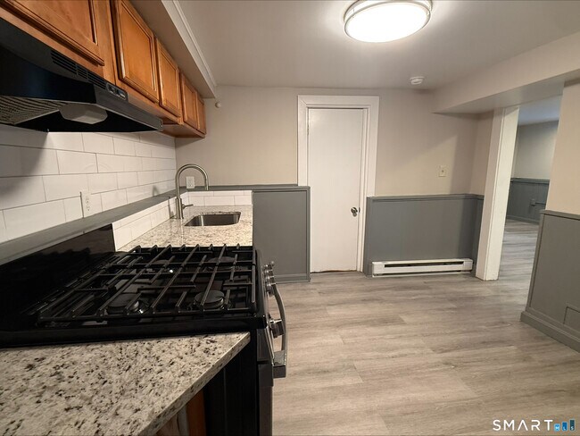 Building Photo - 51 N Orchard St