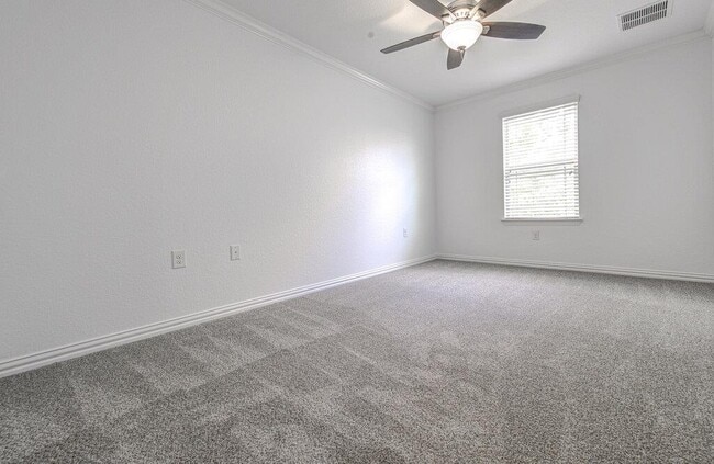 Building Photo - 7024 Vail Ridge St