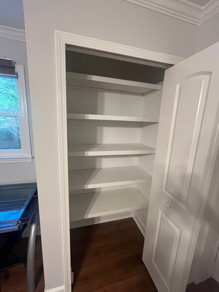 Master bedroom closet 2 - 1732 Ridgeway Ave NW