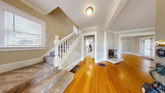 Building Photo - 2977 N Willamette Blvd