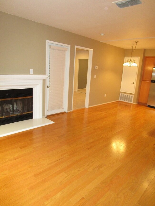 Building Photo - 2915 N Texas St