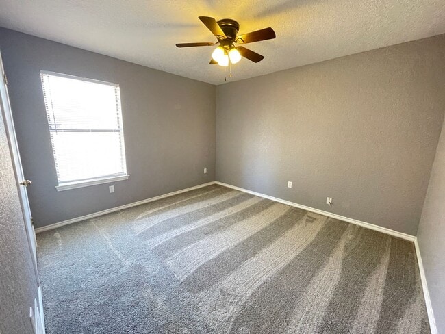 Building Photo - 112 Brookway Dr