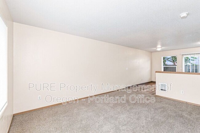 Building Photo - 2619 SE 125th Ave