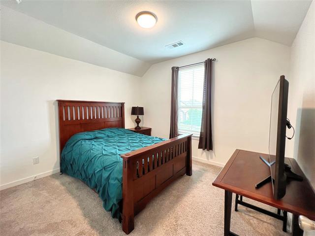 Building Photo - 2410 Doncaster Dr