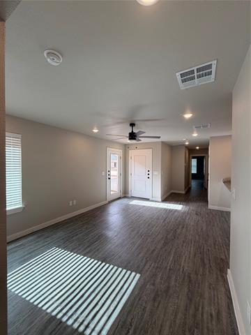 Building Photo - 3058 Glennster St