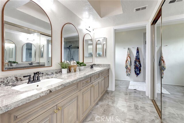 Building Photo - 22041 Windtree Ave