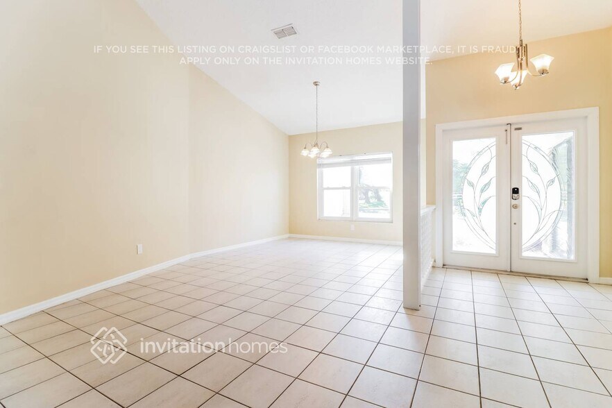 Building Photo - 2998 Farnham Way