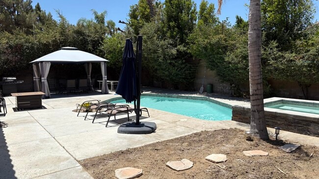 Building Photo - 27875 Avenida Maravilla
