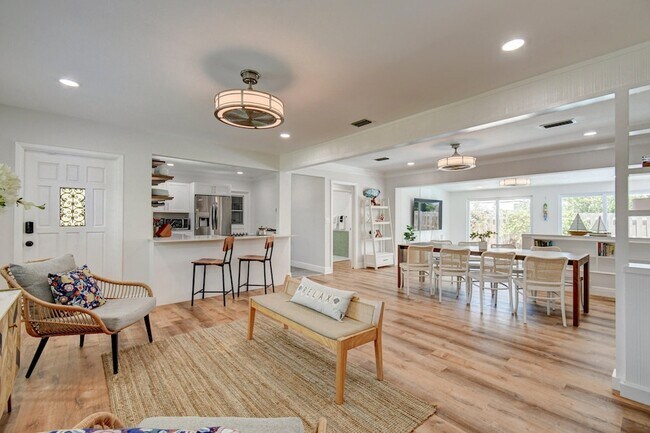 Building Photo - 309 Rilyn Dr