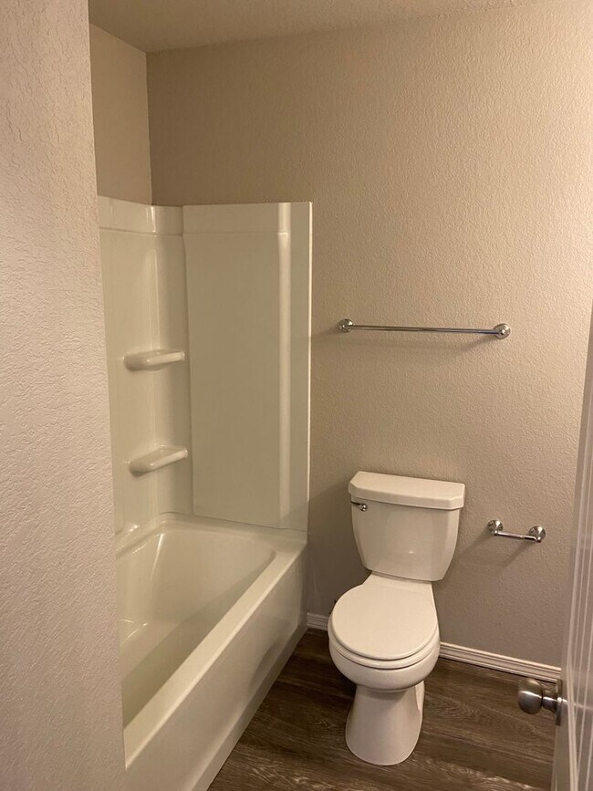 Building Photo - *Pre-leasing* Three Bedroom | Two Bath Home in Conrad Court