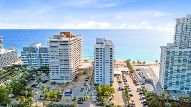 Building Photo - 4010 Galt Ocean Dr
