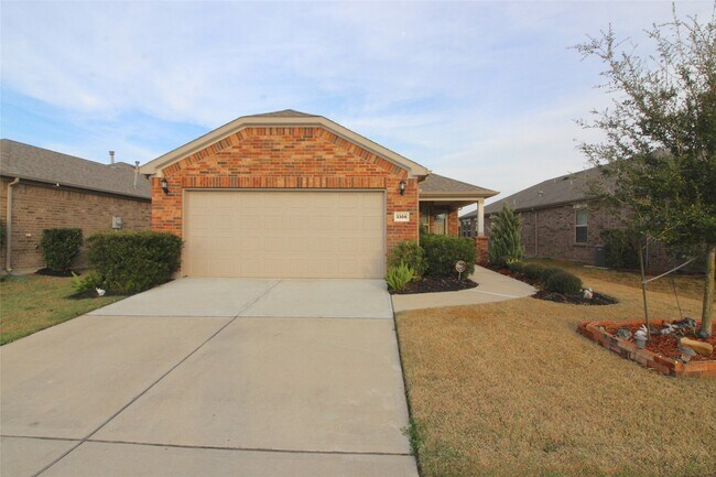 Building Photo - 3306 Dandelion Dr