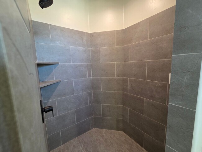 Building Photo - VIEWS from EVERY ROOM!