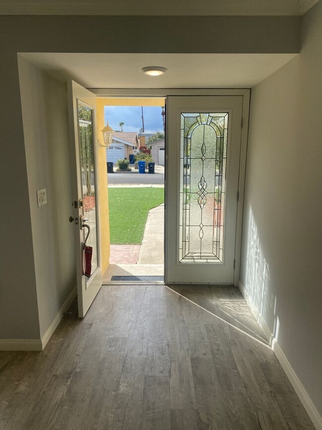 Building Photo - Harbor City- Single Family Home