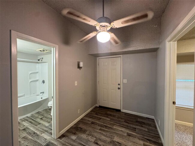 Building Photo - 5007 Heflin Ln