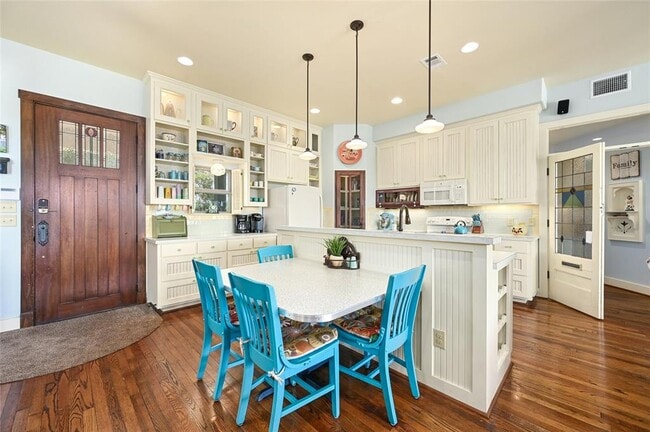 Building Photo - 1009 Lauder Dr