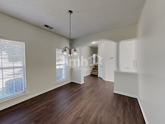 Building Photo - 3927 Bayse Ct