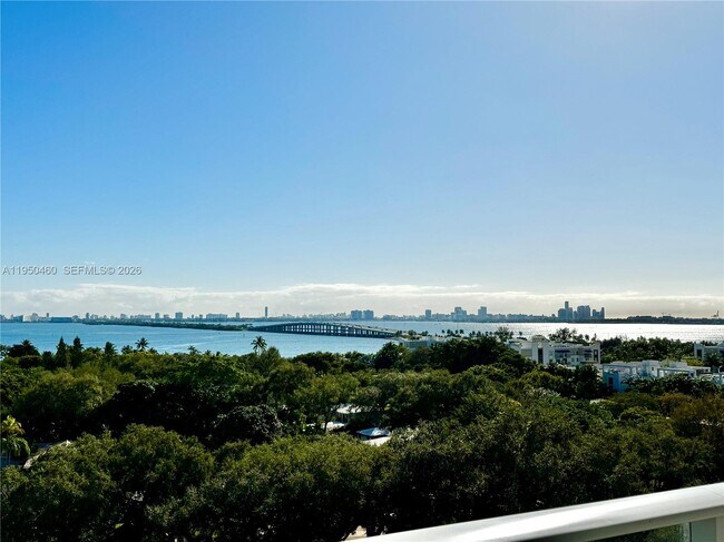 Building Photo - 4250 Biscayne Blvd