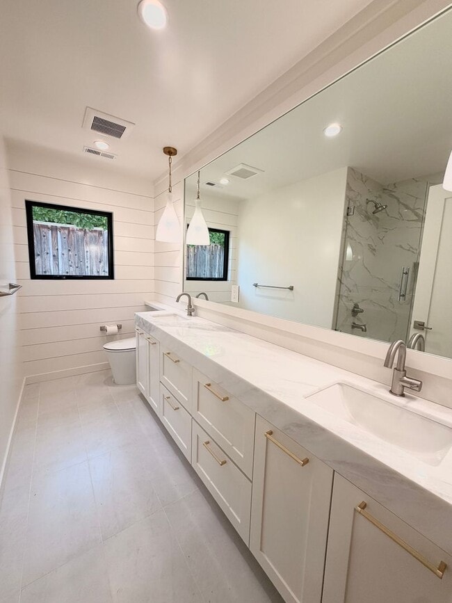 Building Photo - This premier 4-bed, 3-bath estate spans 2,565 sq. ft. on a 10,253 sq. ft. lot in North Los Altos.