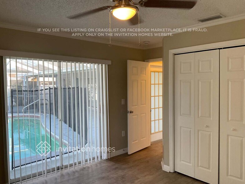 Building Photo - 9741 Reynosa Dr